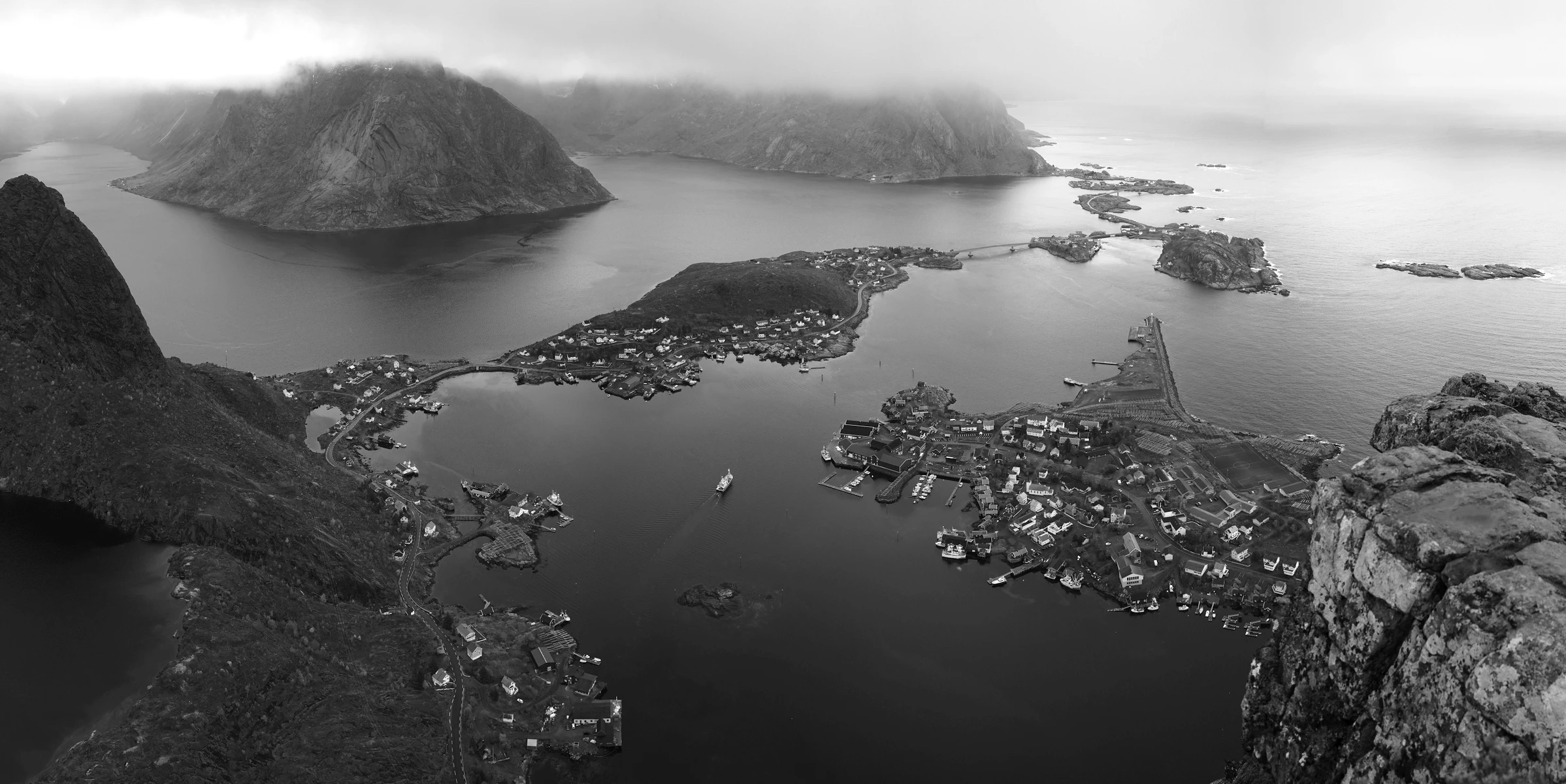 Natur.Mehr.Bild.Norwegen_Lofoten_schwarz_weiß