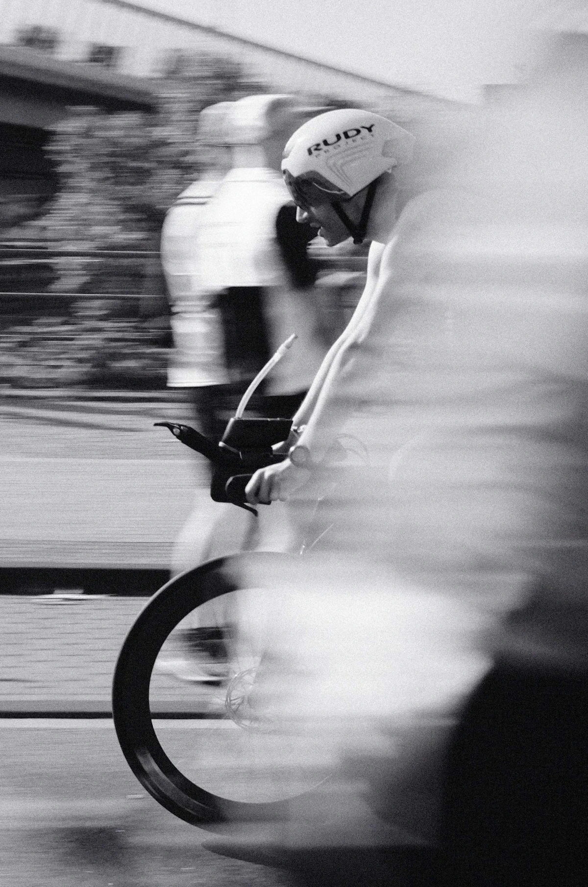 Sport.Bild.Triathlon_schwarz_weiß